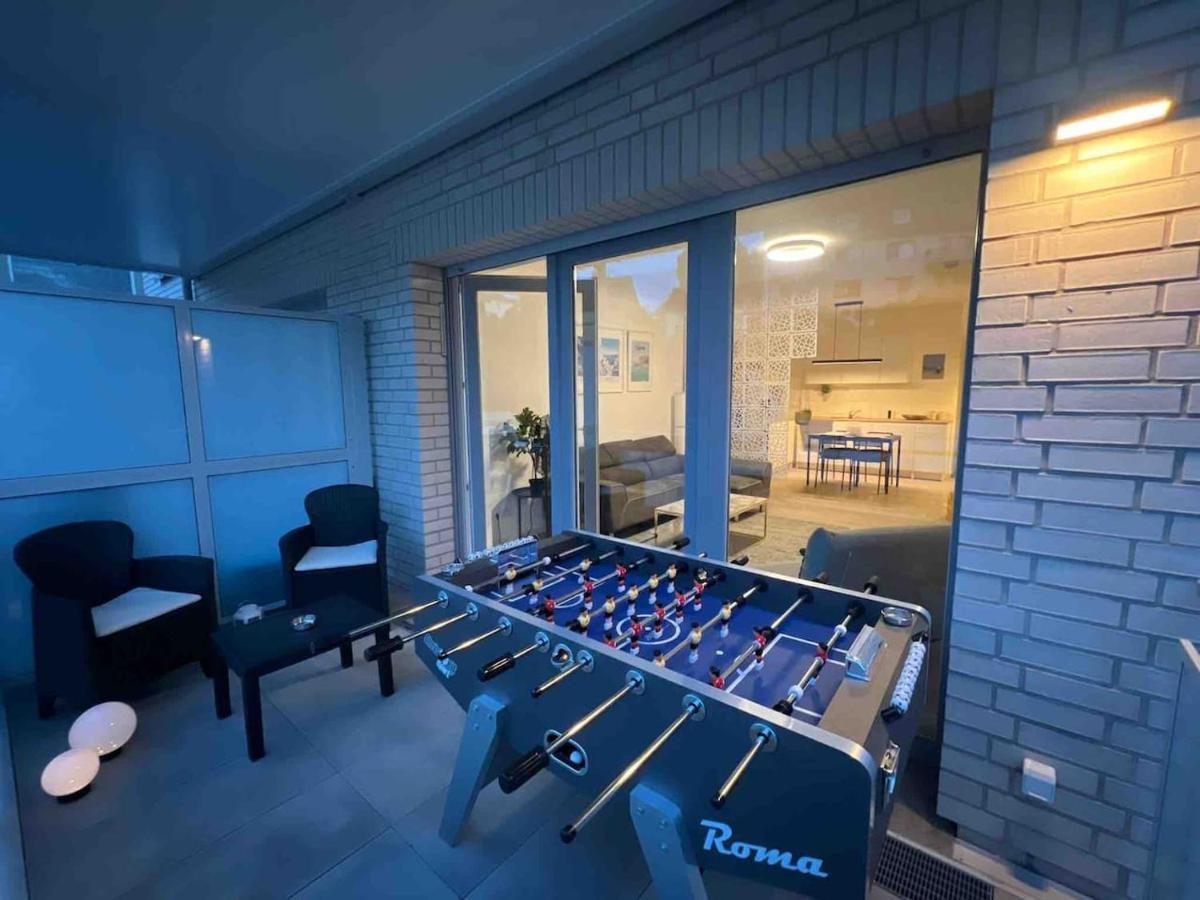 Luxurioeses Apartment,Neubau, 4 Personen, Parkplatz, Griechischer Stil Bochum Exterior photo